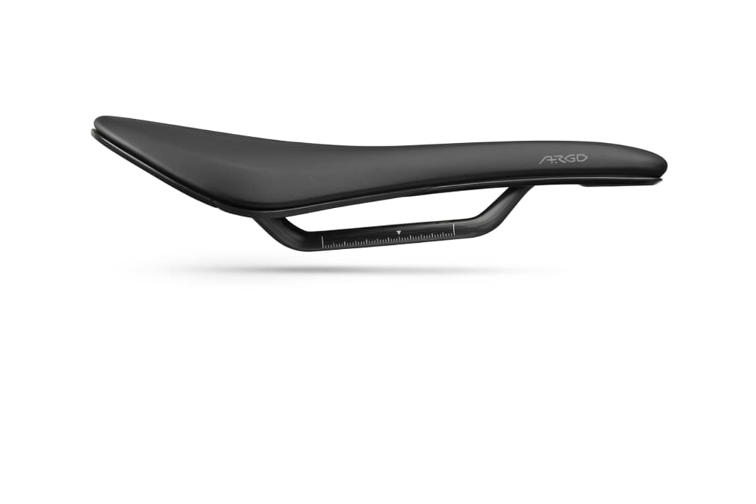 Flach & kurz: Der neue Fizik-Sattel für sportliche MTB- und Gravelrides.