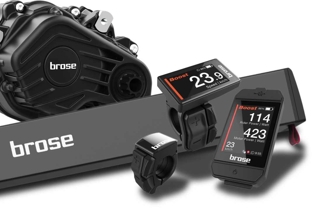 Soll 2025 kommen und ab Herbst in Bikes des deutschen E-Bike-Herstellers Waldbike stecken: der Brose Drive³ Peak. Neuer Motor mit neuen Akkus, Displays und Shifter.