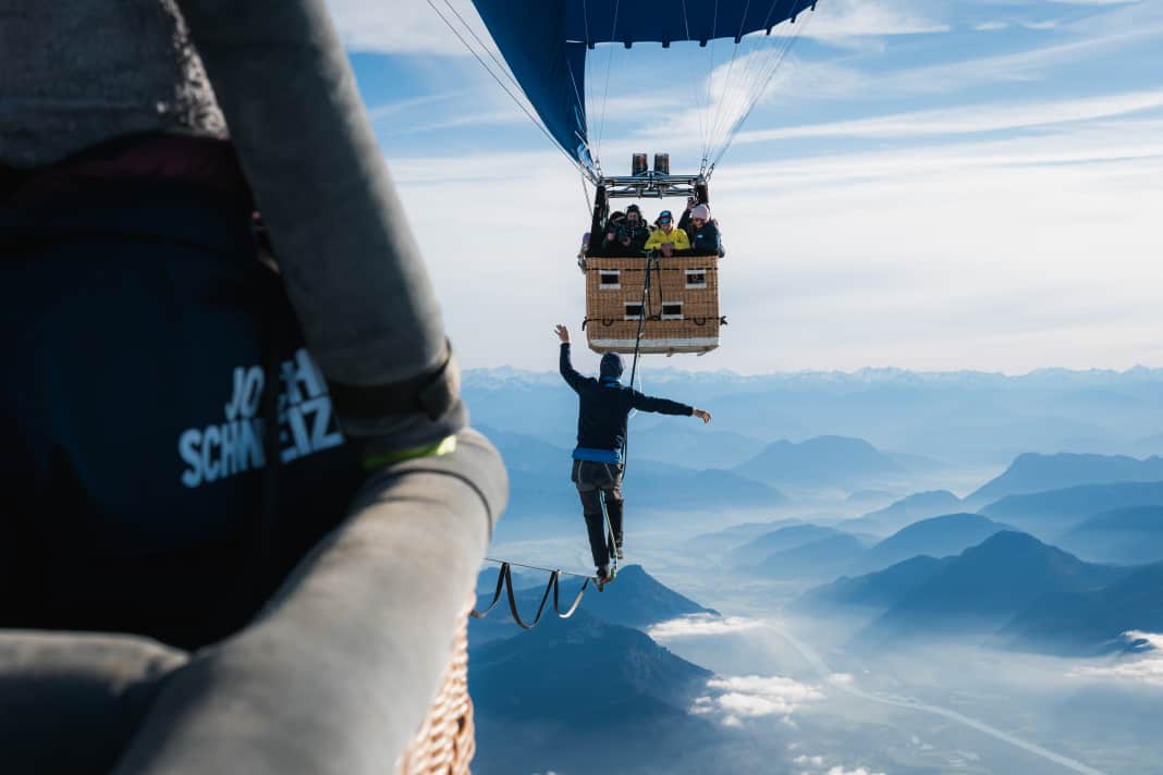 Anyone can do it with a safety device, Friedi! Where did you leave your parachute?
