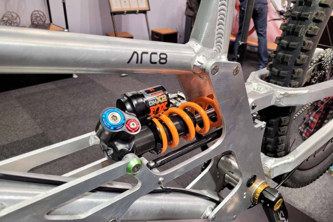 Auch das ist die Eurobike: Prototypen von neuen MTBs...