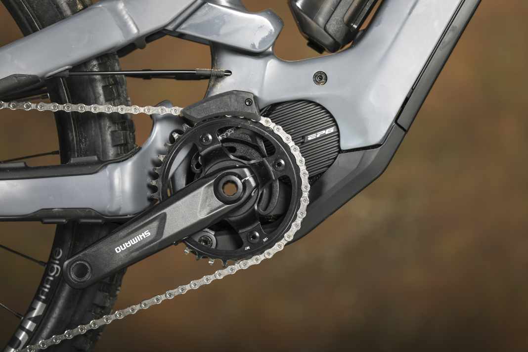 The Shimano EP6 is around 300 grams heavier and also has noticeably less peak power than the EP801.