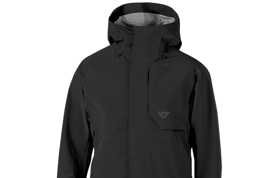 Das Flaggschiff: die Shell-Tech-Superjacke, mit der du auch den Sturmböen am Cerro Torre trotzen kannst. Preis: 199,90 €.