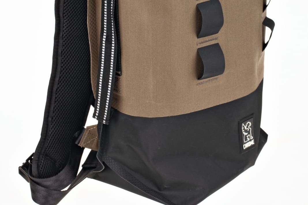 URBAN EX 18 ROLLTOP from CHROME