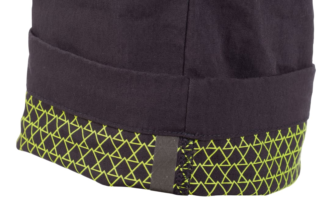 Why only in the turn-up? Reflective grid in the turn-up leg of the Pearl Izumi Coast Workpant