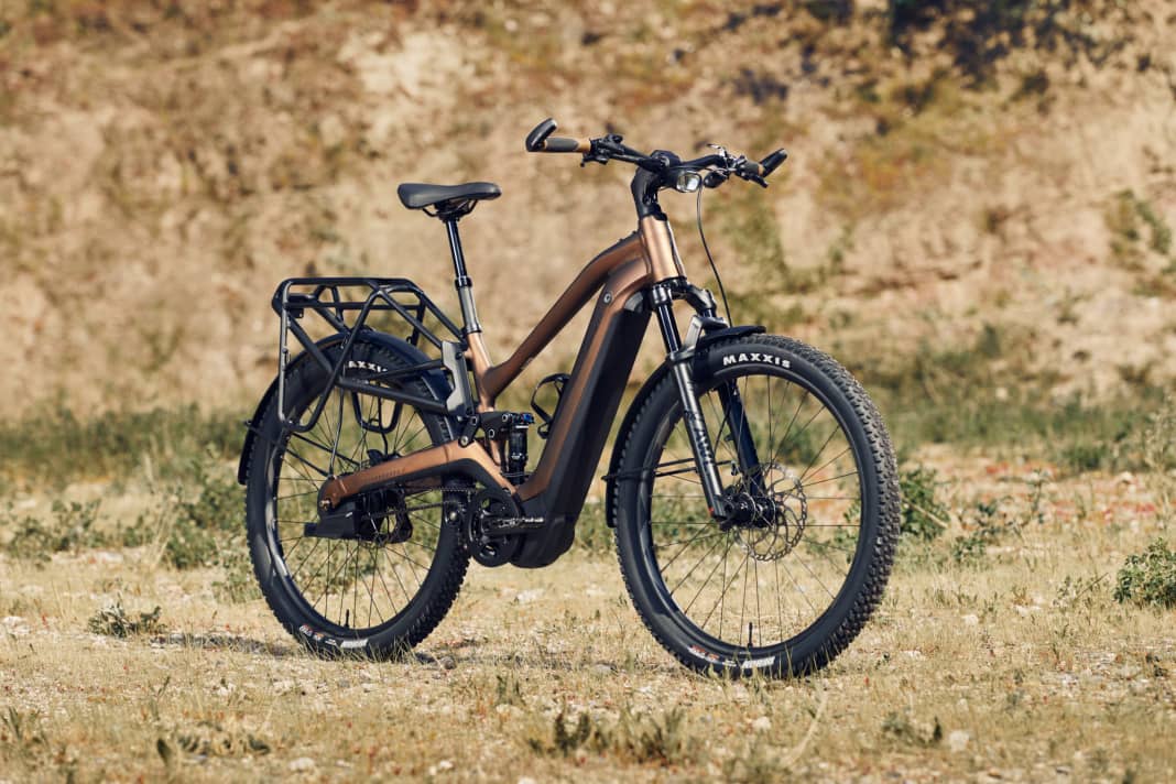 The Giant Stormguard E+ offers a blend of modern style and robustness