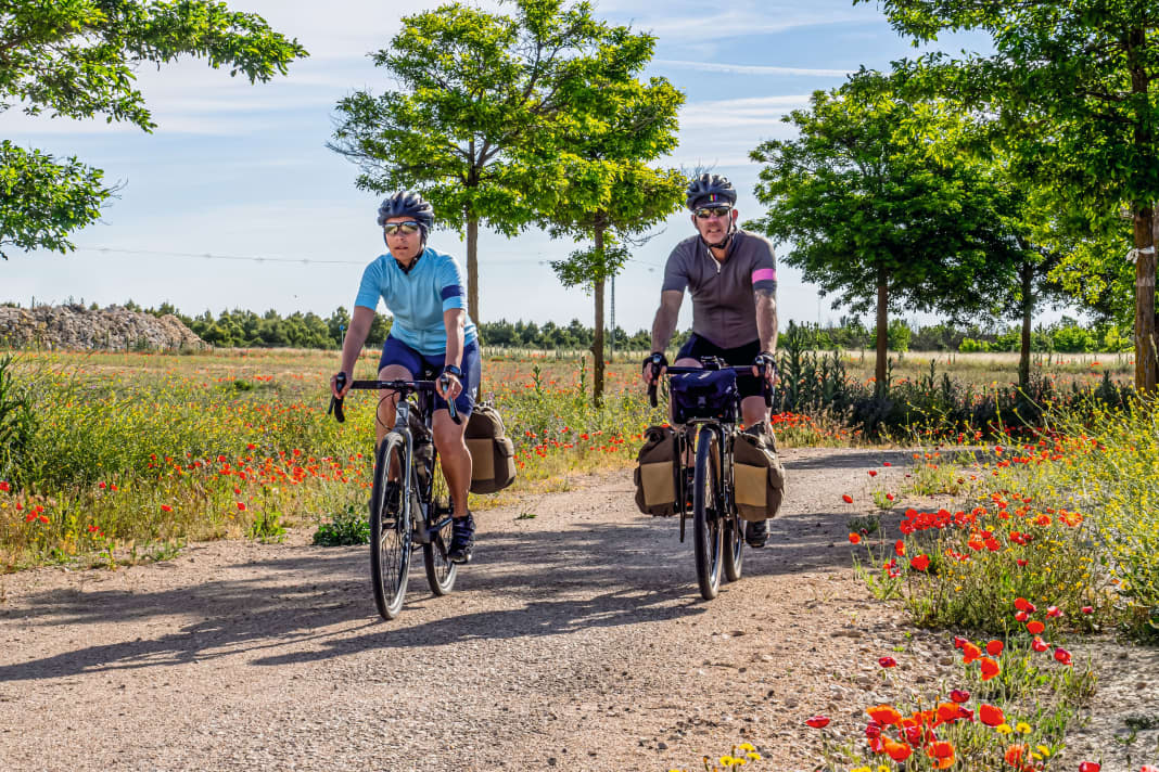 Travelling by bike - The classic touring cyclists