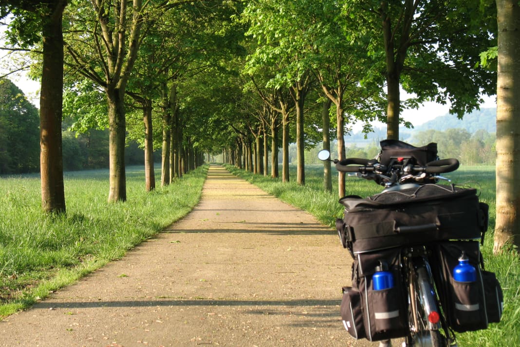 Eine Auswahl empfehlenswerter Tourenräder mit Motor aus MYBIKE-Tests.