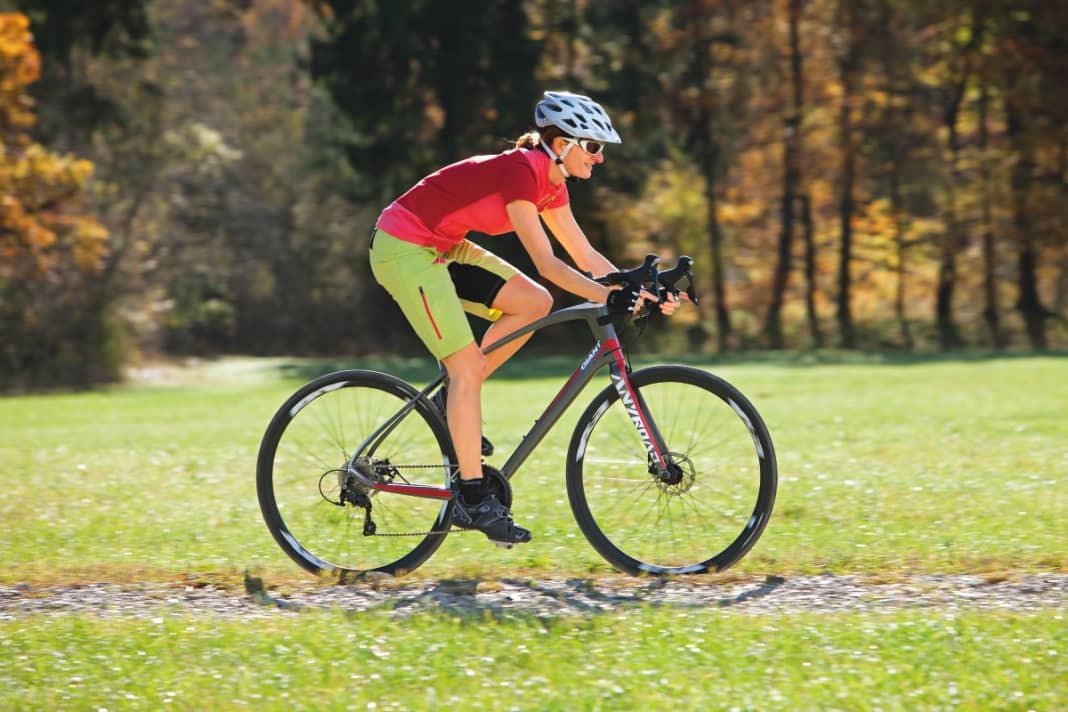 Pampering your body with stretching exercises creates a basis for long and pain-free tours