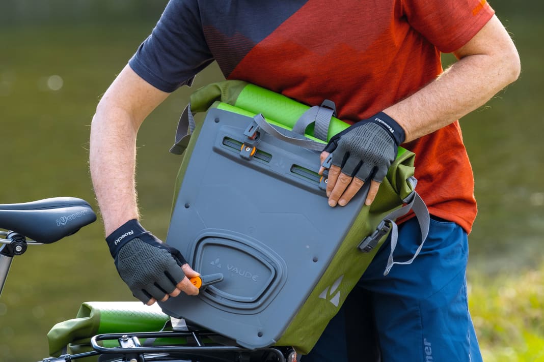 Gepäckträger: Perfekte Bindung für Träger \u0026 Tasche | BIKE