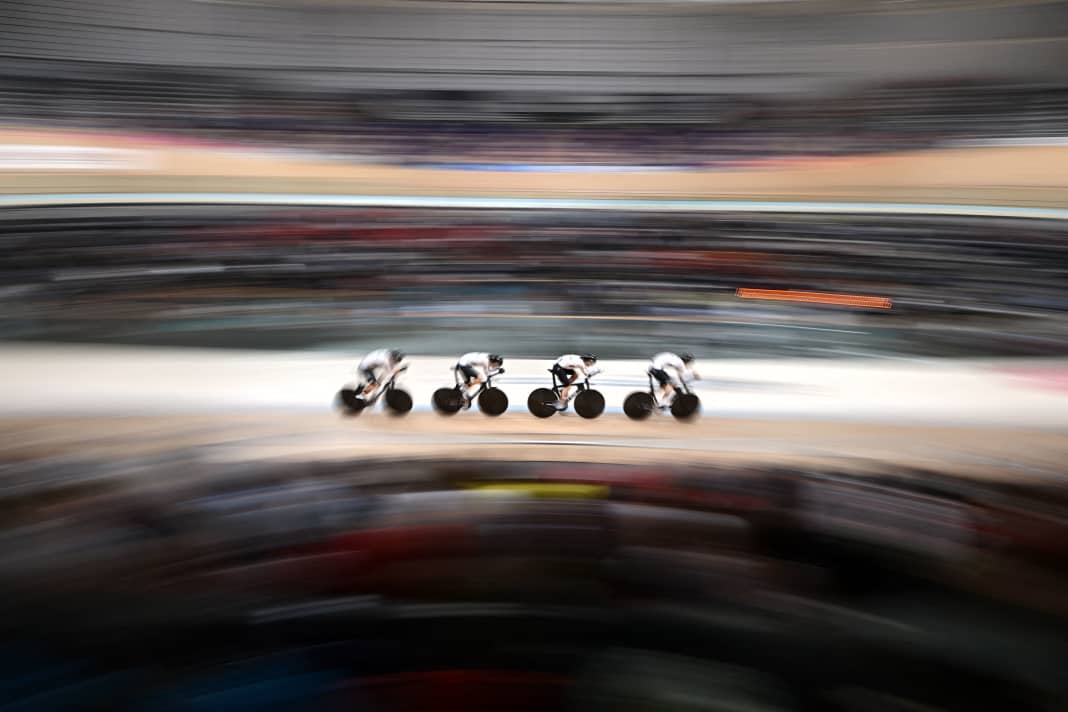 Méga-championnats du monde et c'est parti ! Les épreuves sur piste ouvrent les compétitions pour le titre de toutes les disciplines cyclistes. Championnats du monde de cyclisme UCI à Glasgow, 3 août 2023.