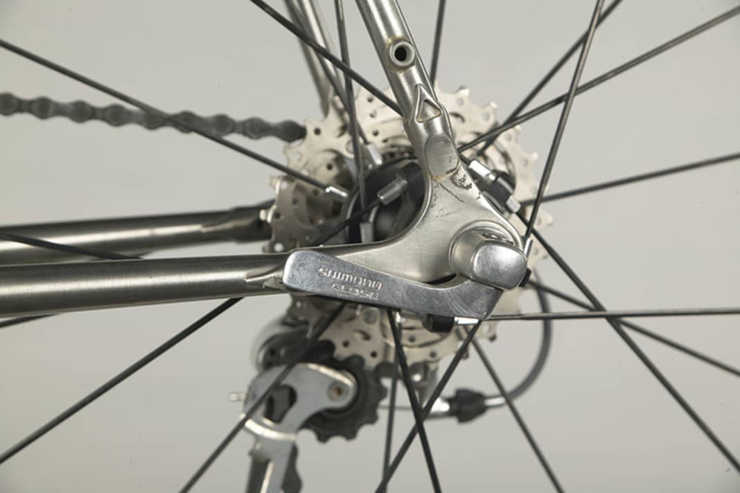 Tipp 1: Üben wirkt Wunder – spielen Sie den Laufradwechsel auch mal ohne Not durch.



Tipp 2: Der Begriff „Schnellspanner“ sagt es schon: Sie müssen sicher klemmen und so ausgerichtet werden, dass man schnell zugreifen kann. 