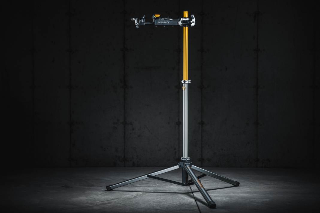 Feedback Sports Pro Mechanic Work Stand HD