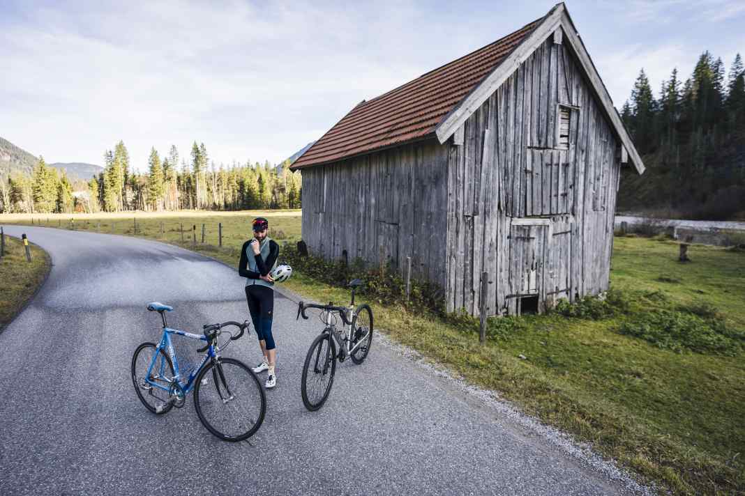 Vélo de course pour 1000 euros : occasion ou neuf, telle est la question ici