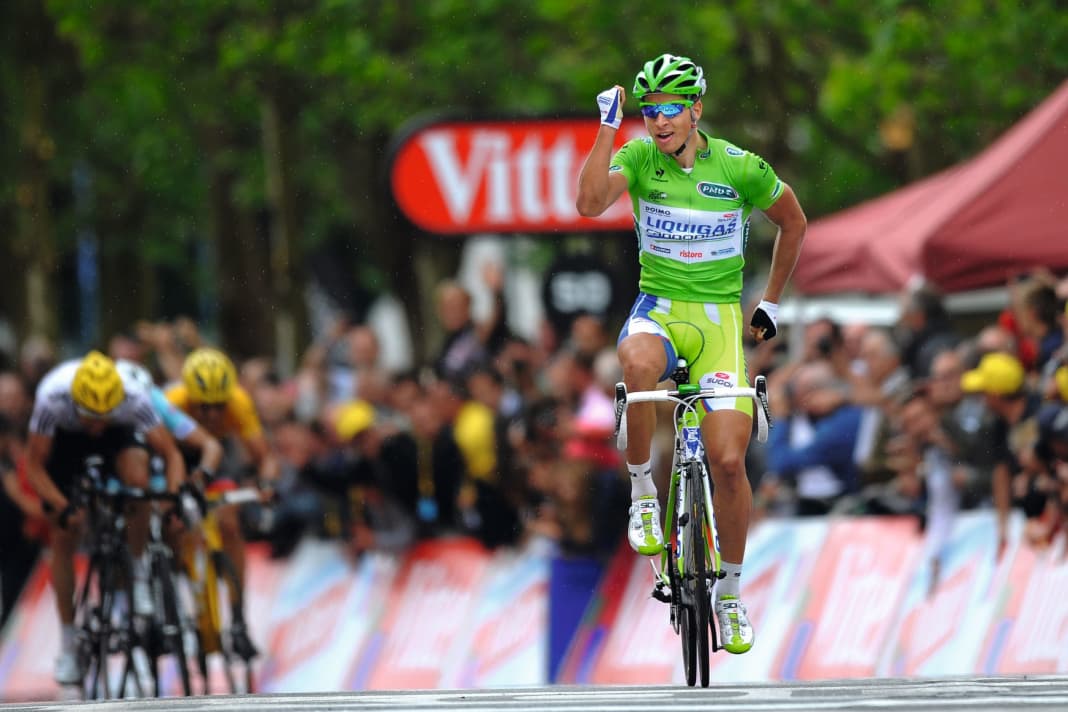 A Star is born: Bei seiner ersten Tour de France 2012, im Alter von 22 Jahren, gewinnt Peter Sagan drei Etappen und sein erstes Grünes Trikot. Hier jubelt er am Ende der 3. Etappe von Orchies nach Boulogne-sur-Mer.