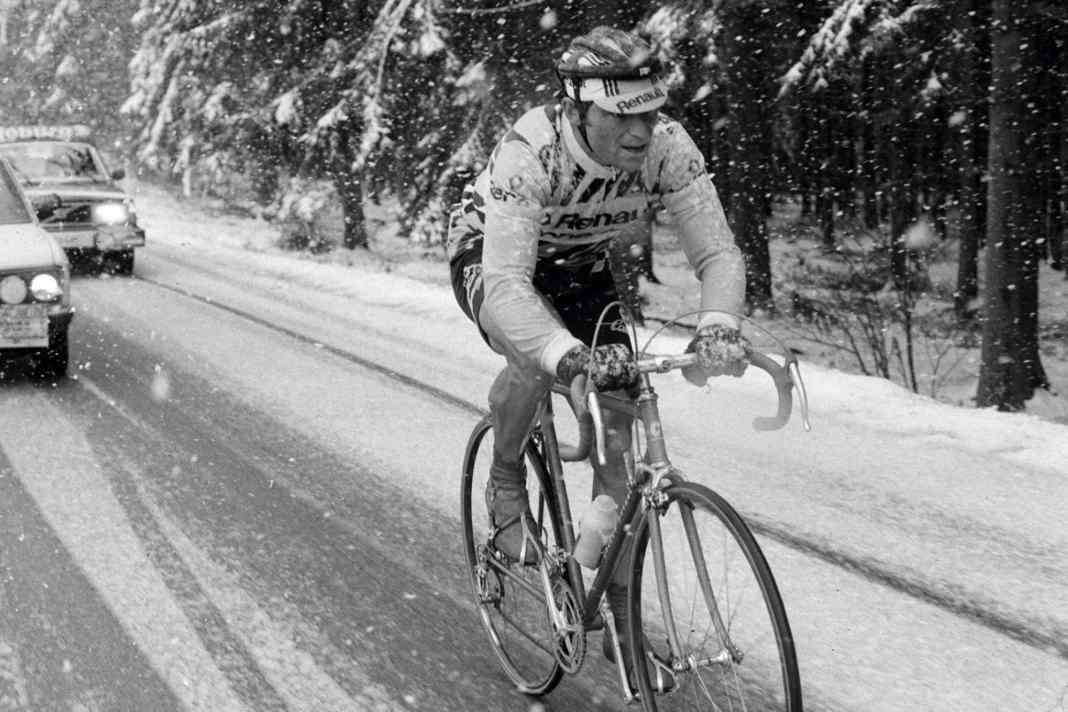 Harter Hund: 1980 gewann Bernard Hinault das Rennen im Schneetreiben; nur 21 von 174 Rennfahrern erreichten das Ziel.