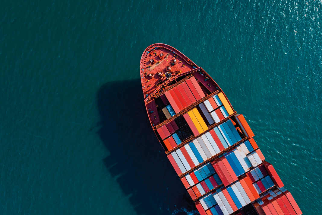 Attraction or risk: are these cheap carbon parts sailing across the sea - or brand-new scrap?