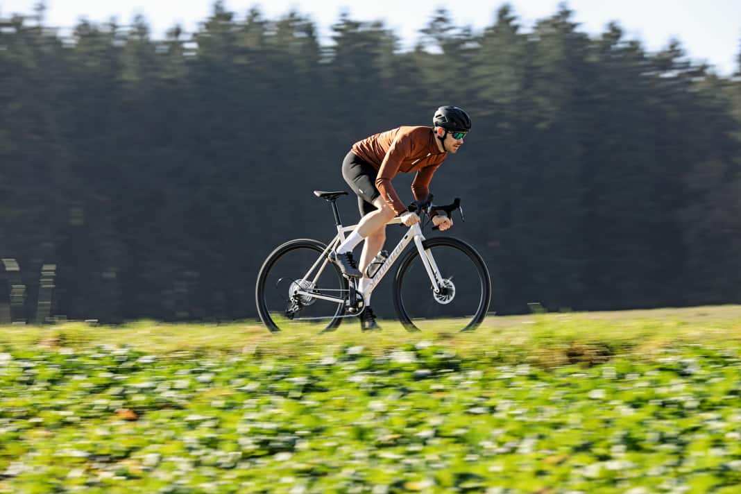 Cheap vs. expensive: a comparison of the Specialized Crux DSW and the S-Works Crux