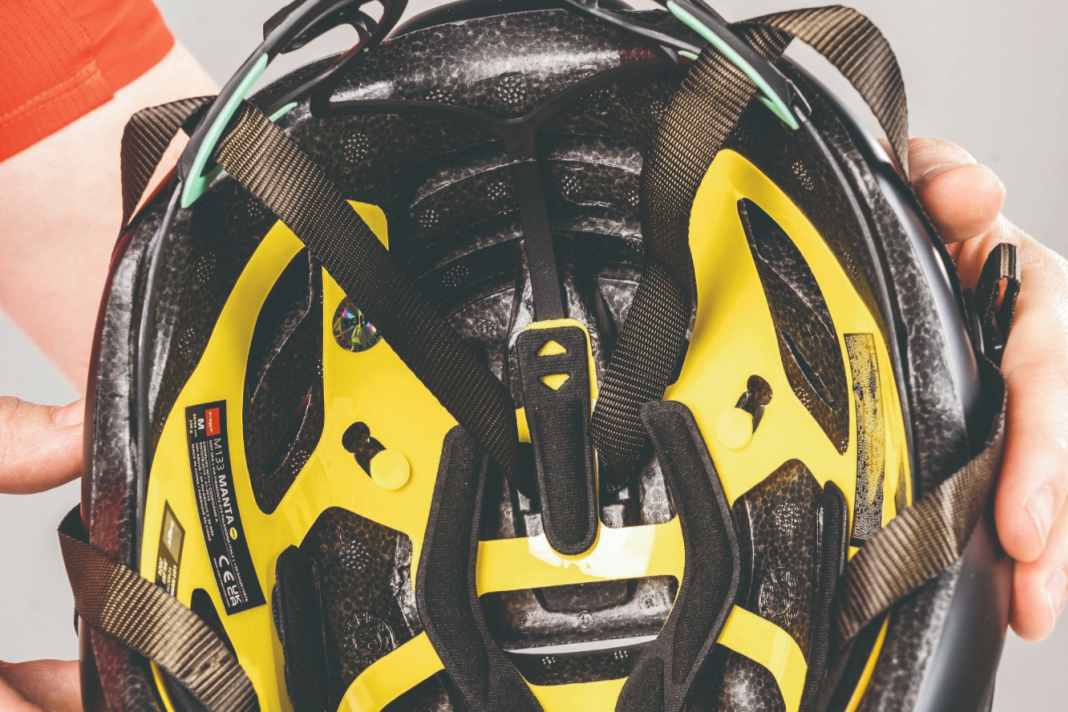 La Manta de MET est équipée de la cage Mips classique, qui n'est pas très agréable au toucher et qui peut parfois grincer.