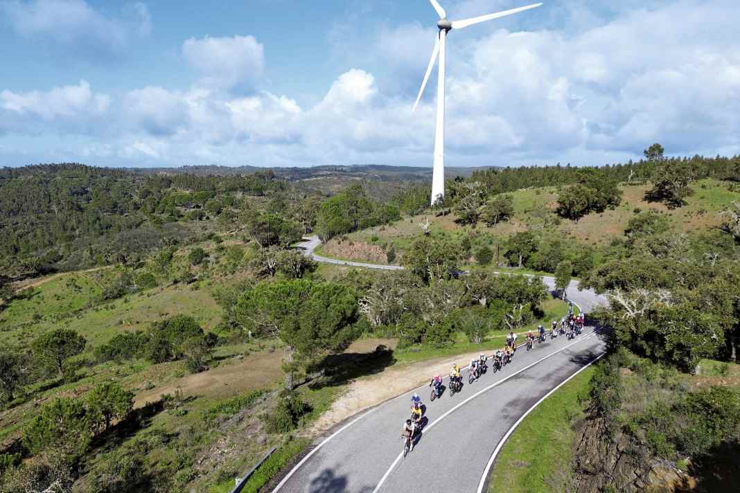 Kurvige Angelegenheit über die Straßen der Algarve