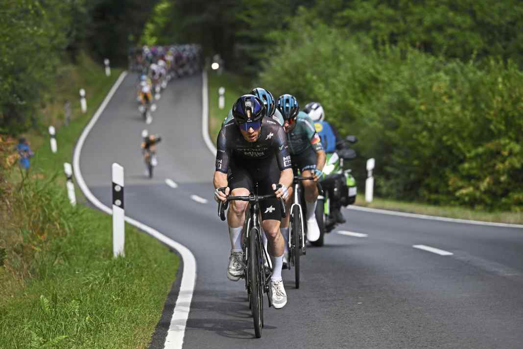 Schon auf der ersten Etappe setzte Lennart Voege sein Team Storck-MRW Bau bei einem Ausreißversuch in Szene