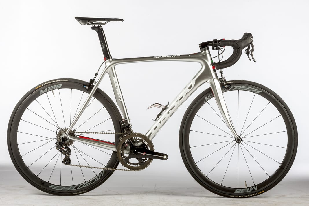 Silver Arrow: The Basso Diamante paint also makes the Mercedes Formula 1 cars shine