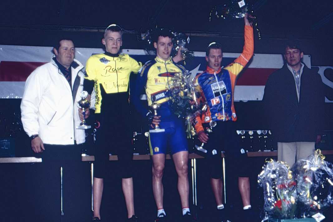 It's been a long time. The rise of Robert Gesink (2nd from left) began slowly but surely in 2003. As a junior, he was also on the road in Straelen on the Lower Rhine.