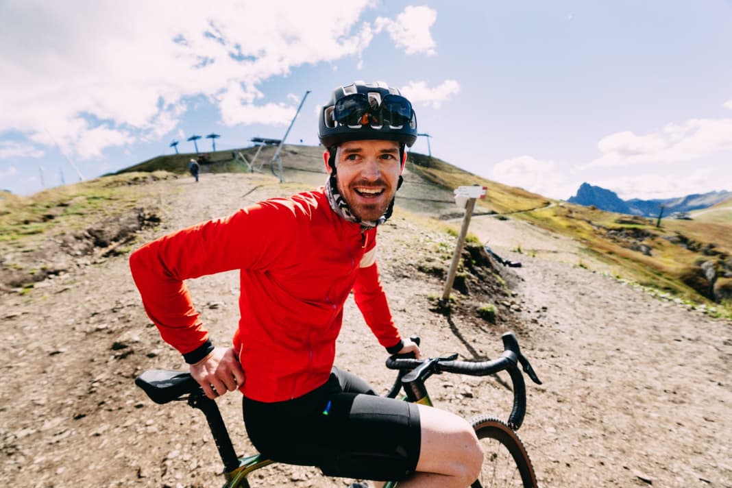 Flying high: TOUR test editor Julian Schultz was out testing the new Basso Palta 2 in the Dolomites.