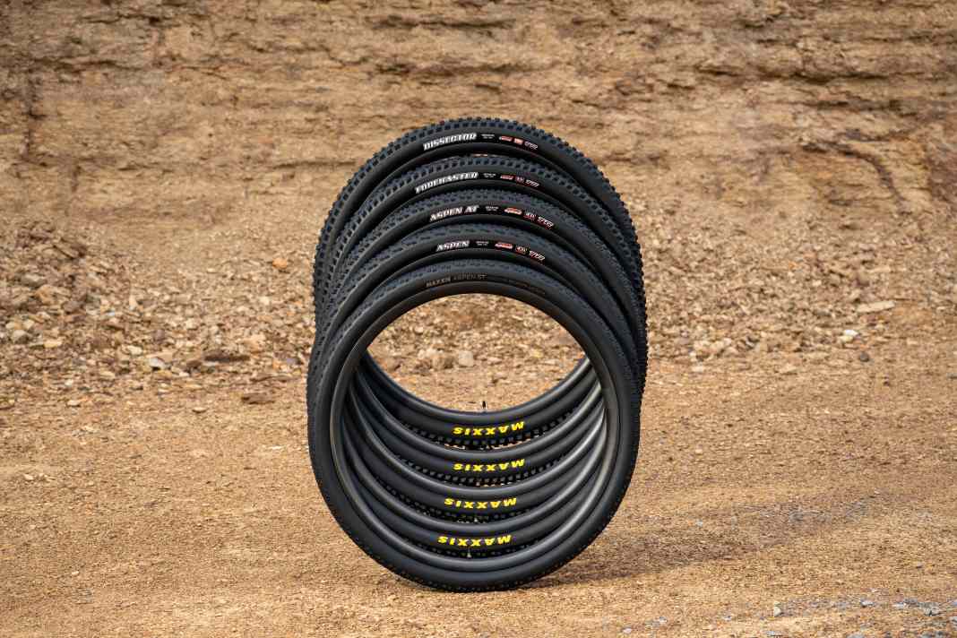 Maxxis propose cinq profils différents pour les roues de 32 pouces.