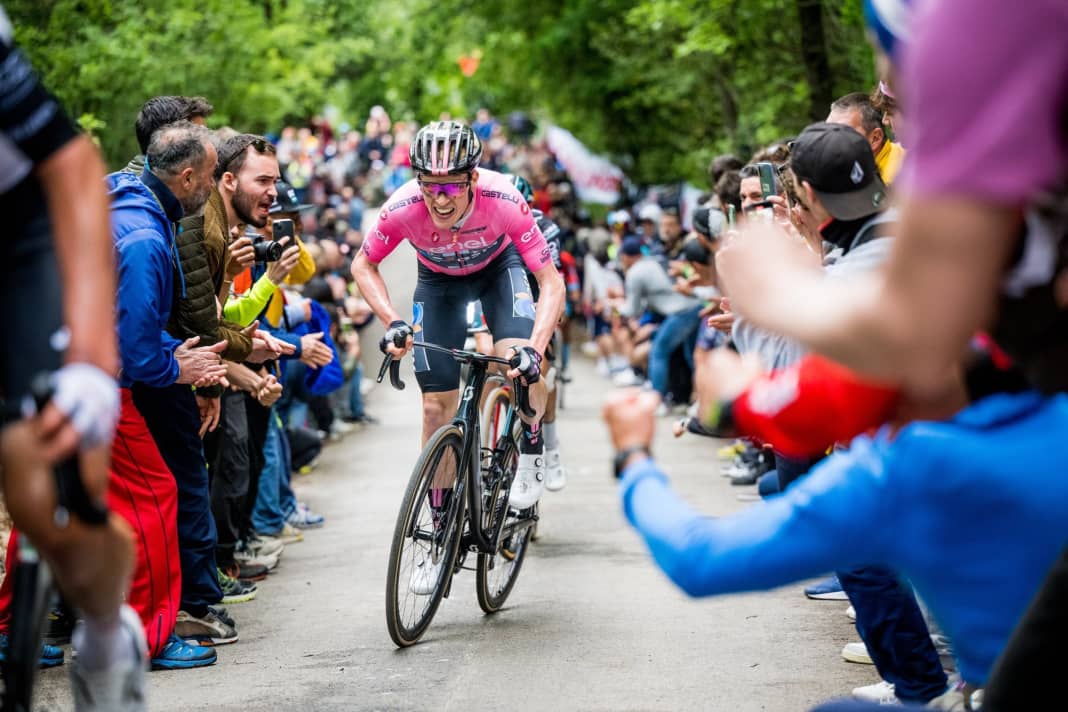 Andreas Leknessund a porté le maillot rose pendant cinq jours au Giro d'Italia en 2023 et a terminé le tour en huitième position.