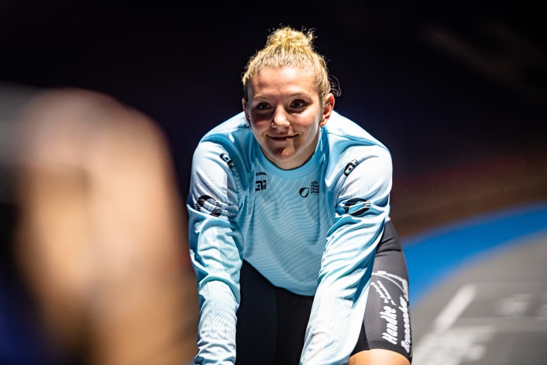 Après sa performance réussie à l'UCI Track Champions League, elle aussi est un peu plus sous les feux de la rampe : Alessa-Catriona Pröpster.
