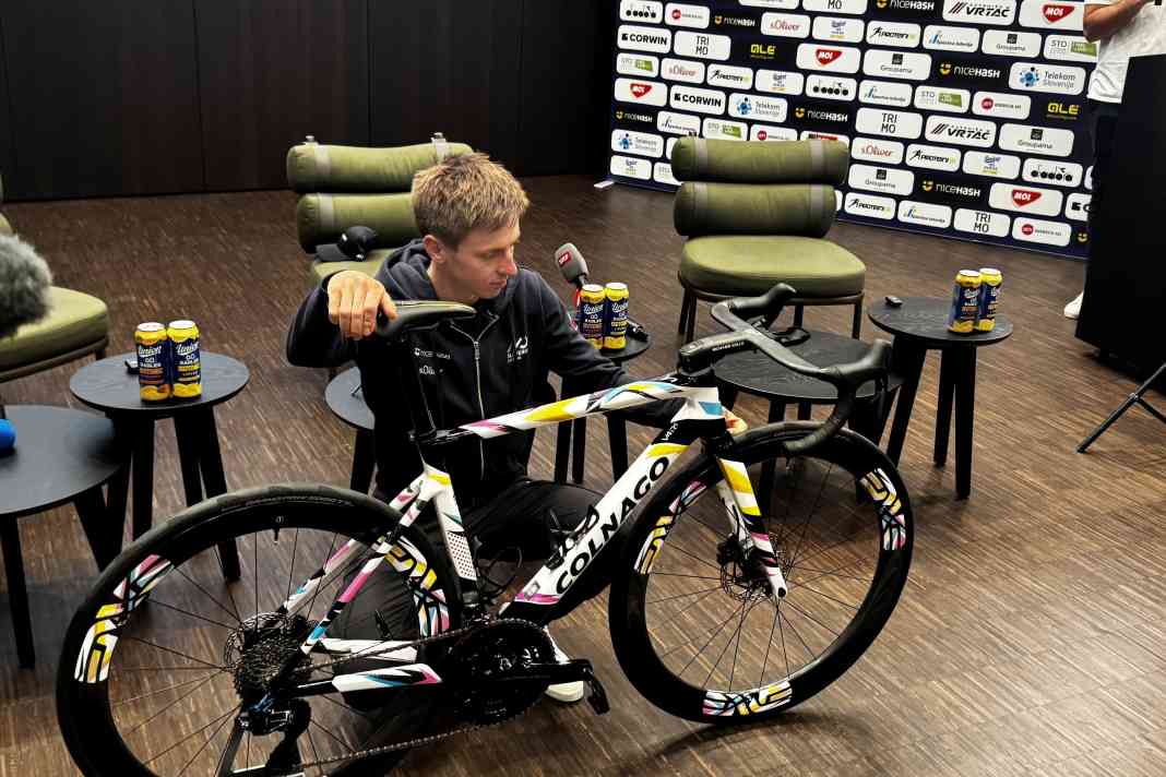 Tadej Pogacar et son outil de travail : Colnago V4Rs Tadej