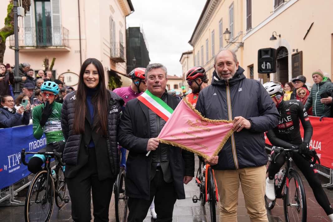 Start frei zur 4. Etappe von Tirreno-Adriatico 2025