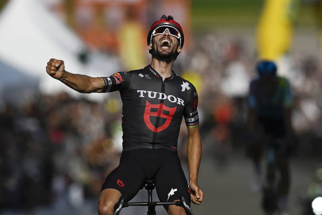 Julian Alaphilippe (Tudor) a remporté le Grand Prix Cycliste de Québec.