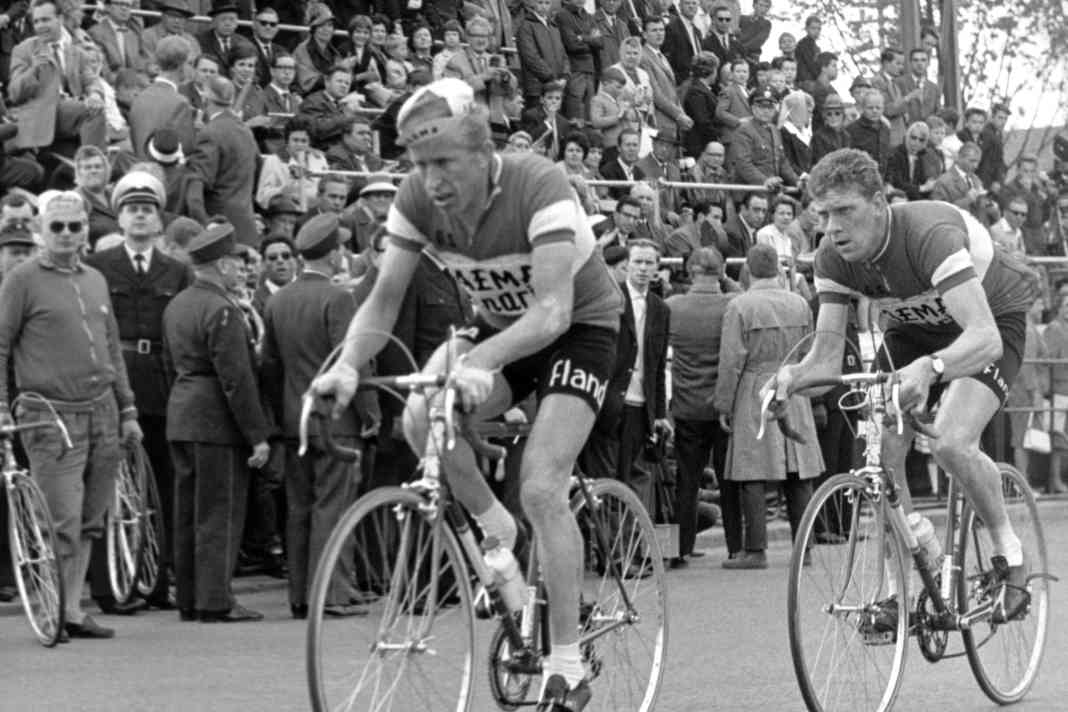 Der 30-jährige Belgier Armand Desmet gewann am 13. Mai 1962 die Premiere des Radrennens "Rund um den Henninger Turm" über 255 Kilometer. Das Rennen wurde ein Jahr nach der Einweihung des Henninger-Turms auf dem Sachsenhäuser Berg erstmals ausgetragen. Wenige Jahre nach dem ersten Start wurde als fester Termin der 1. Mai bestimmt