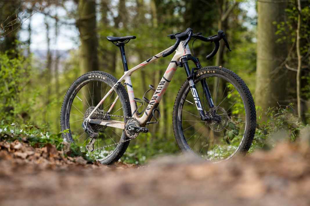Das Canyon Exceed CFR hat sich als Hardtail aus dem Cross Country Worldcup verabschiedet und erlebt als Gravelbike einen zweiten Frühling.