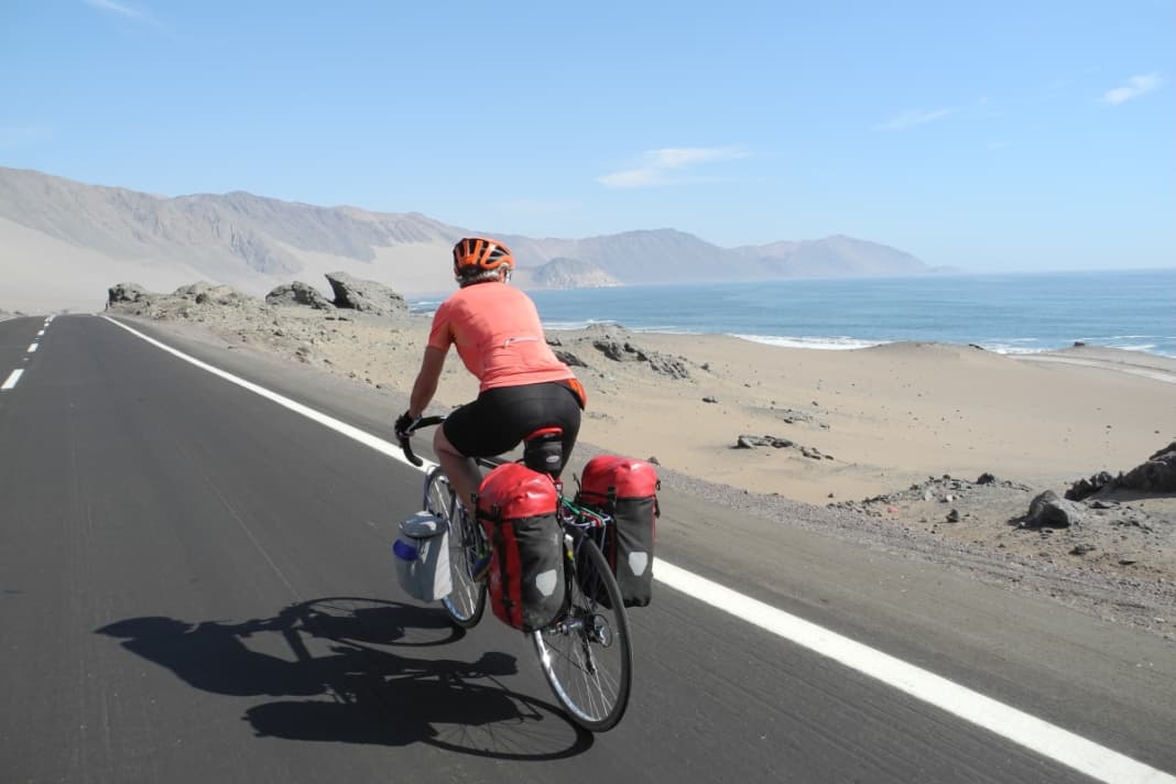 Die ewig lange Steigung zum Paso de San Francisco (4.726 Meter) ist kaum zu erkennen, aber die dünne Luft raubt den Atem.