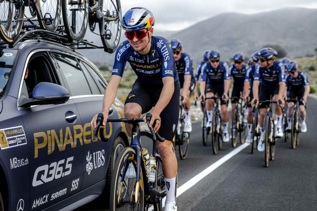 Thomas Pidcock et son équipe Pinarello-Q36.5 ont annoncé le planning des courses pour la saison des classiques.