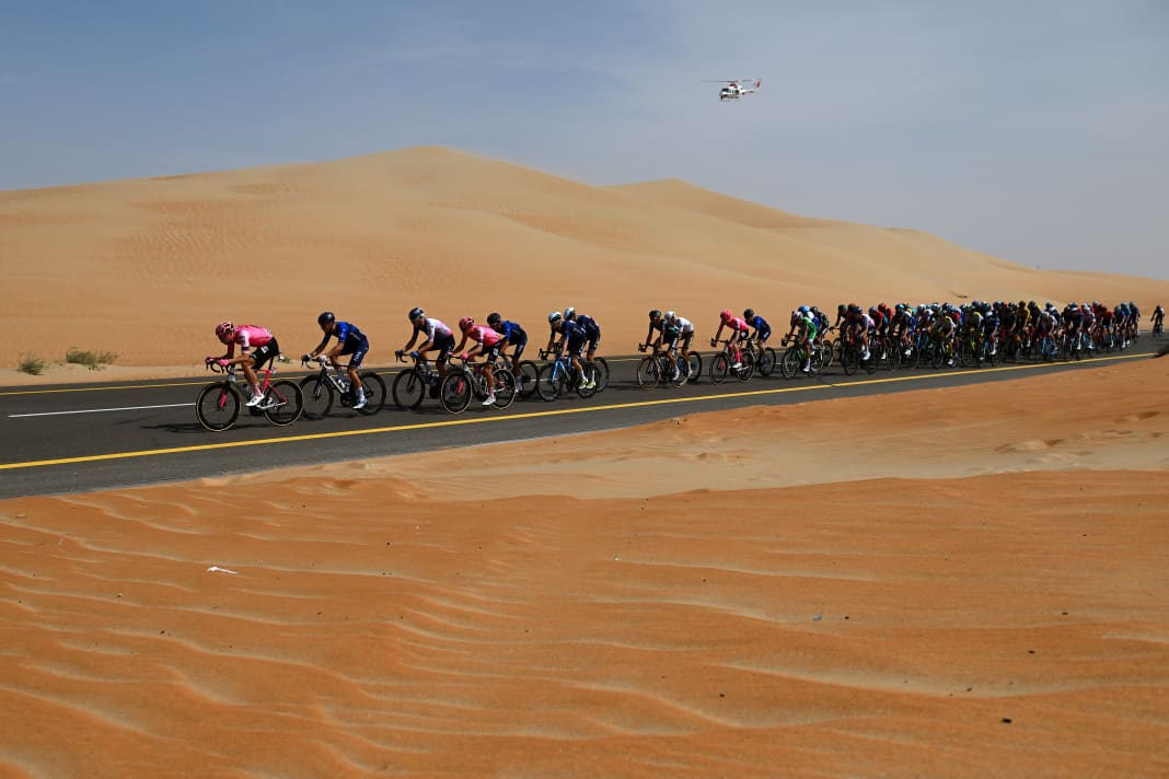 Die 1. Etappe der UAE Tour 2023 führt über 151 Kilometer von Al Dhafra Castle nach Al Mirfa