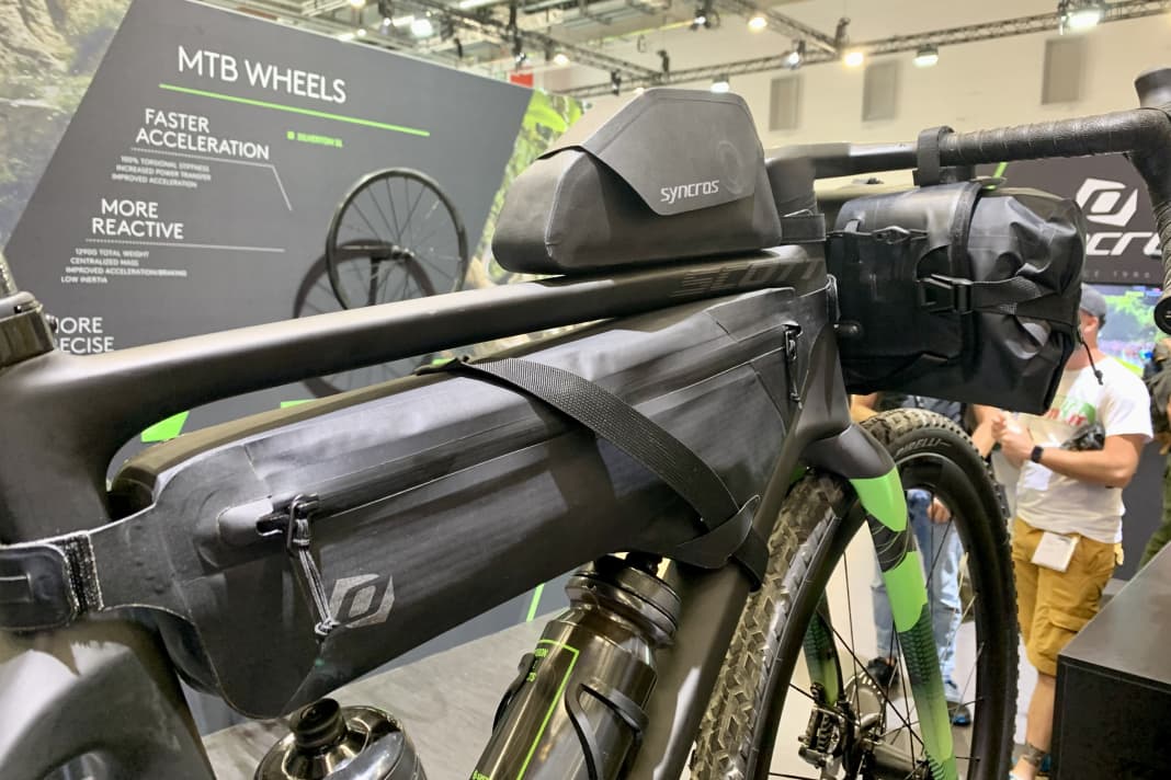 Von der Rahmentasche bietet Syncros zwei Größen an.