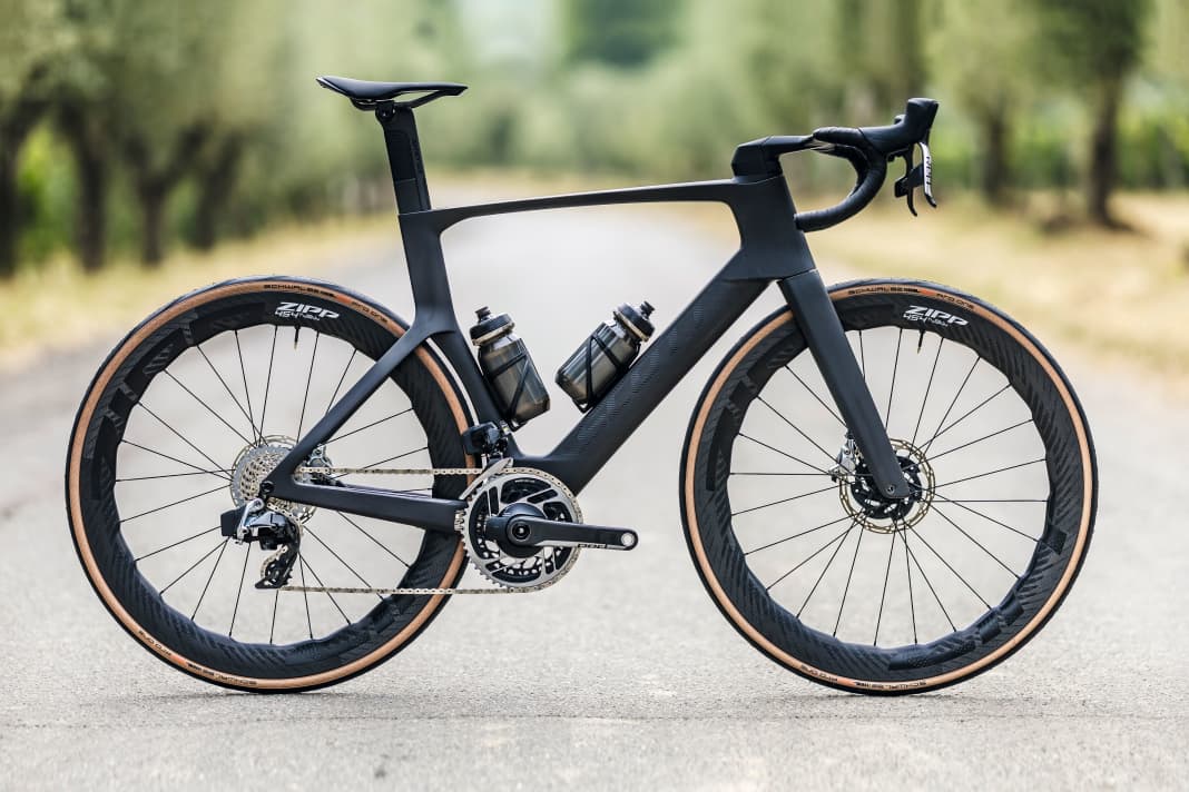 Avec une note de 1,4 au test TOUR, le Scott Foil RC fait partie des meilleurs vélos de course au monde. 