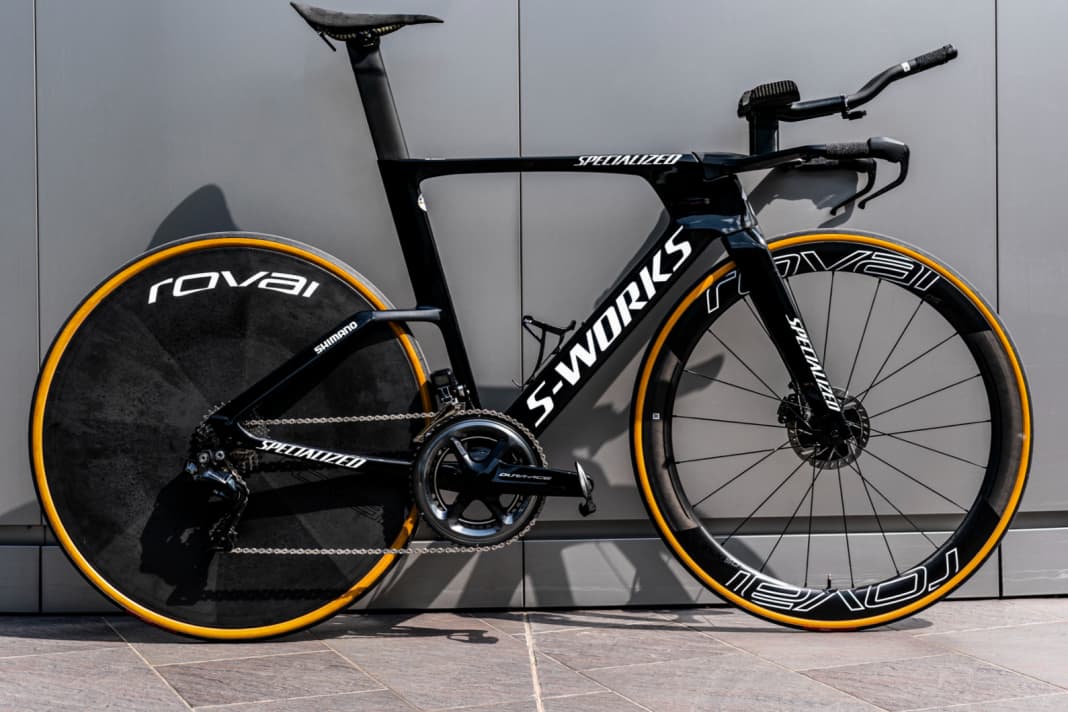 Purist professional time trial machine: The Specialised Shiv TT
