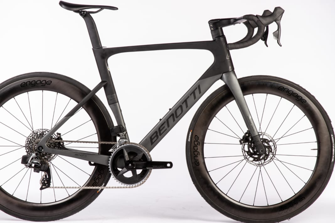 Our test bike: the Benotti Fuoco Aero with 8.0 kilos.