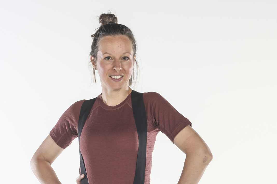 Castelli hat mit der Unltd Endurance Bibs W eine robuste Fahrradhose mit praktischen Extras im Programm