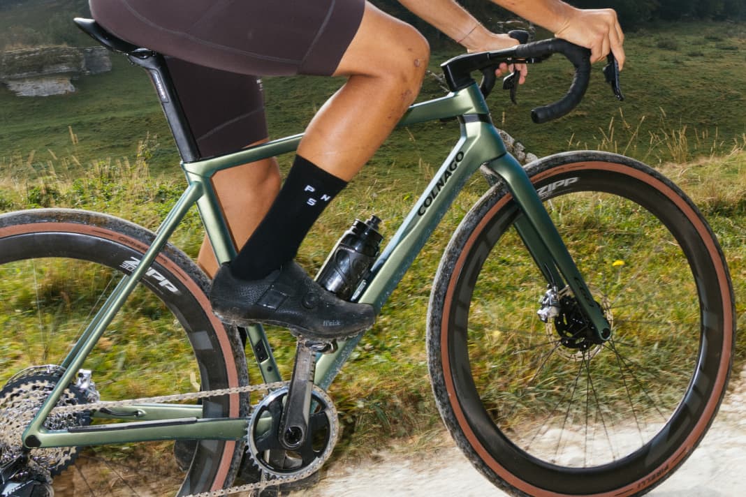 Le nouveau C68 Gravel est censé être le vélo tout-terrain polyvalent de la gamme Colnago. Avec le G3-X, le fabricant traditionnel propose également un modèle orienté vers la course.