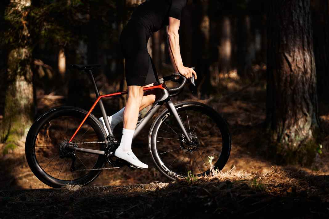 Avec le C72, Colnago perpétue la tradition des cadres italiens faits main