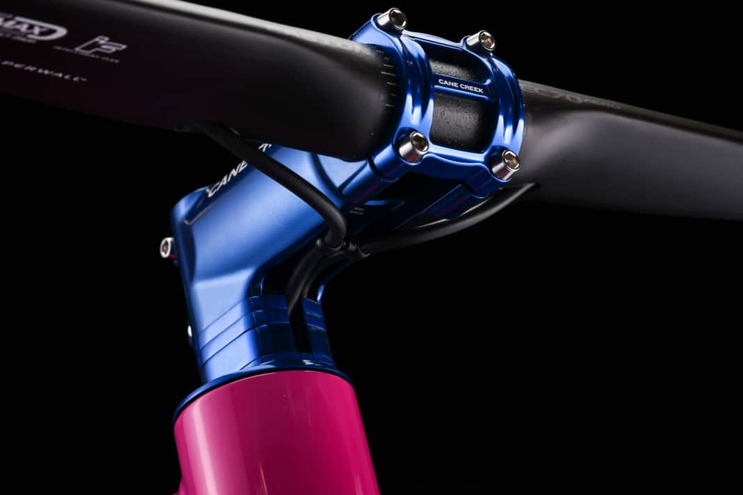 The new HCR system from Cane Creek is designed to keep the cockpit tidy.