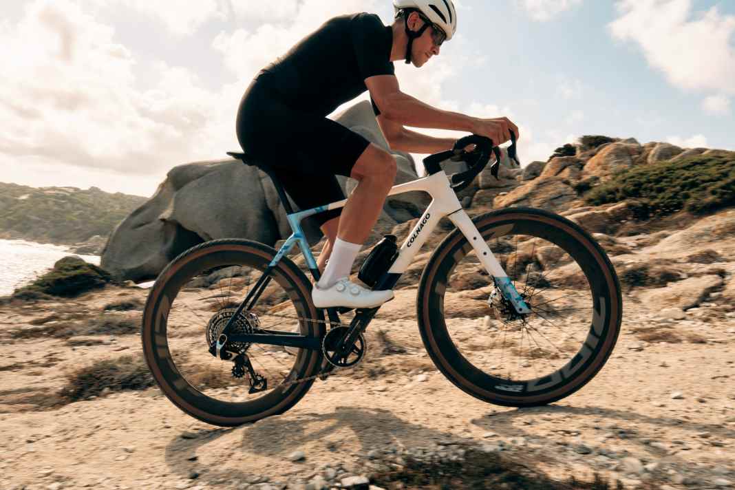 Mit der Neuheit G5-X passt Colnago seine sportliche Gravel-Plattform an moderne Bedürfnisse an