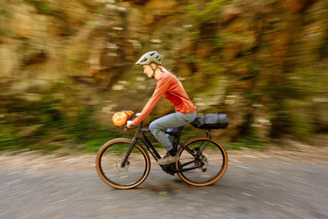 Mit dem Velduro Phantom soll der DJI Avinox auch im Gravelbike Fahrt aufnehmen.