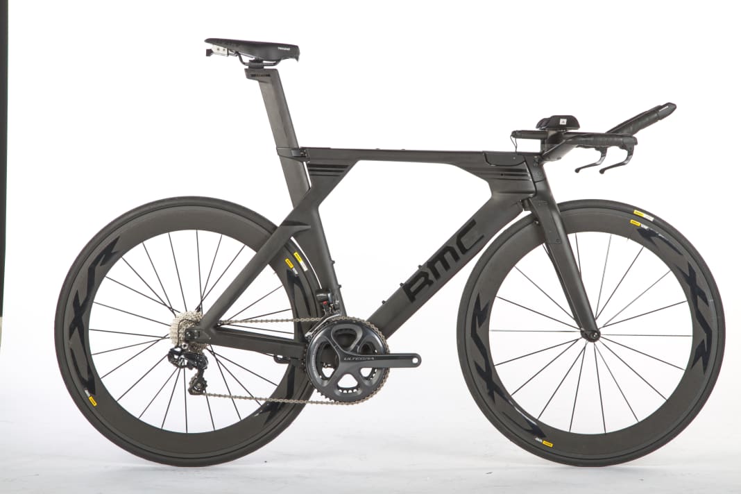 BMC Timemachine 01 Three : UCI Rapide, silencieux, réglage variable, mais aussi très cher - bien qu'il soit équipé d'un groupe haut de gamme.
