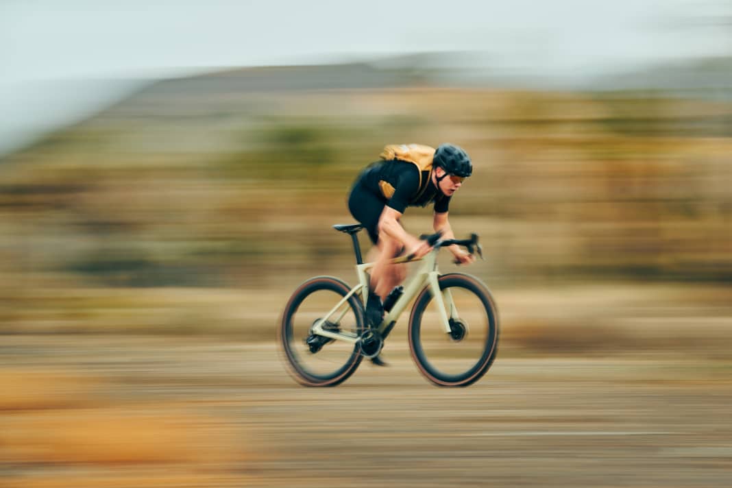 Le Rose Backroad FF est un vélo Fast Forward.